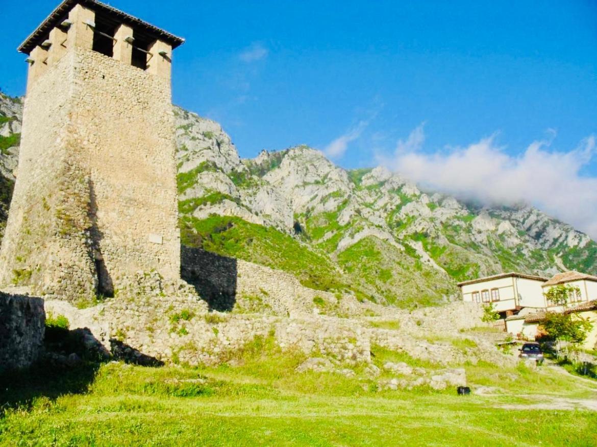 Rooms Emiliano Castle Of Kruja Zimmer foto
